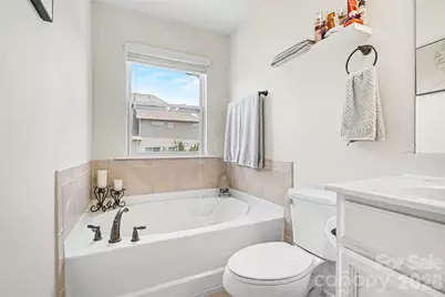 5606 Stonewells Drive, Charlotte, NC 28278 - Photo 19