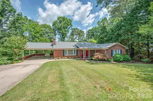 303 Elizabeth Ave, Forest City, NC 28043 - Photo 1
