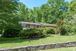 111 W Kindy Forest Dr, Hendersonville, NC 28739 - Photo 5