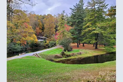 111 W Kindy Forest Drive, Hendersonville, NC 28739 - Photo 41