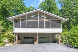 111 W Kindy Forest Dr, Hendersonville, NC 28739 - Photo 35