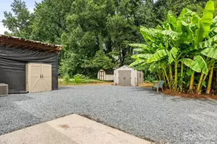 2940 Hosta Dr, Charlotte, NC 28269 - Photo 19