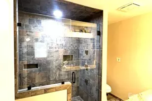 903 N 8th St, Bessemer City, NC 28016 - Photo 13