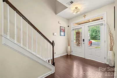 5610 Turtleback Court, Charlotte, NC 28269 - Photo 5