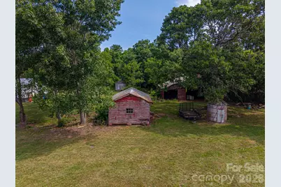 1403 Wehunt Store Road, Cherryville, NC 28021 - Photo 35