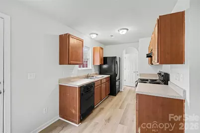 5626 Graypark Drive, Charlotte, NC 28269 - Photo 9