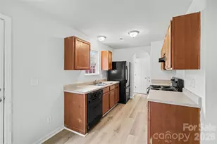 5626 Graypark Dr, Charlotte, NC 28269 - Photo 9