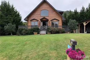 836 Burney Mountain Rd, Fletcher, NC 28732 - Photo 3