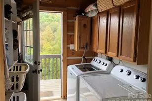 836 Burney Mountain Rd, Fletcher, NC 28732 - Photo 17
