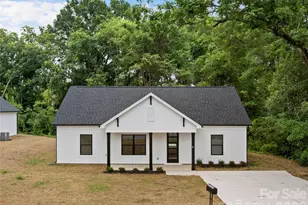 315 W Chestnut St, Stanley, NC 28164 - Photo 1