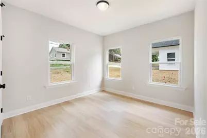 315 W Chestnut Street, Stanley, NC 28164 - Photo 23