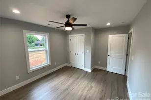260 Forest Lake Rd, Forest City, NC 28043 - Photo 15