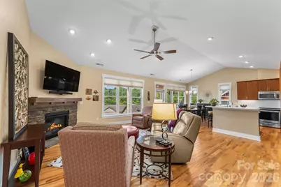 15 Craftsman View Drive, Asheville, NC 28804 - Photo 7