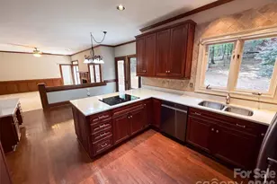 3711 Surry Ridge Ct, Charlotte, NC 28210 - Photo 11