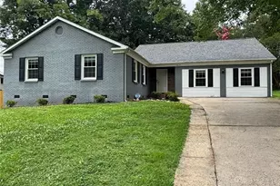 5419 Galway Dr, Charlotte, NC 28215 - Photo 1