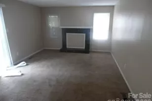 6311 Coach Hill Ln, Charlotte, NC 28212 - Photo 5