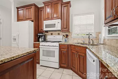 1421 Moonstone Drive, Matthews, NC 28105 - Photo 9