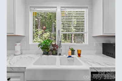 64 Tupper Lane, Hendersonville, NC 28792 - Photo 11