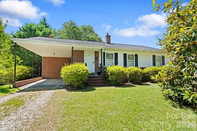 63 Lynn Avenue, Cheraw, SC 29520 - Photo 1