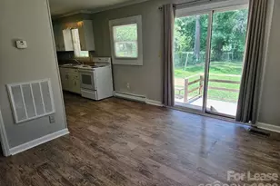 1120 Georgetown Dr, Charlotte, NC 28213 - Photo 5