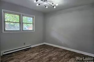 1120 Georgetown Dr, Charlotte, NC 28213 - Photo 9