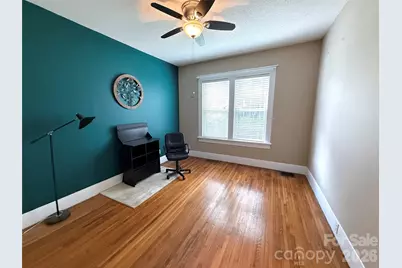 302 S College Avenue, Newton, NC 28658 - Photo 9
