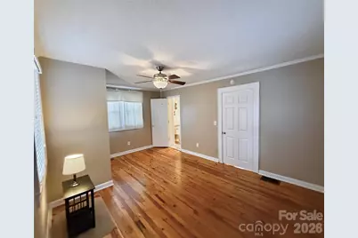 302 S College Avenue, Newton, NC 28658 - Photo 27