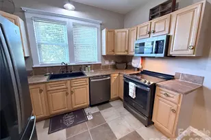 302 S College Ave, Newton, NC 28658 - Photo 25