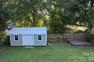 302 S College Ave, Newton, NC 28658 - Photo 33