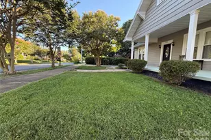 302 S College Ave, Newton, NC 28658 - Photo 3