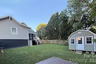 302 S College Ave, Newton, NC 28658 - Photo 35
