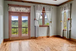 241 Glen Eagle Dr, Waynesville, NC 28786 - Photo 15