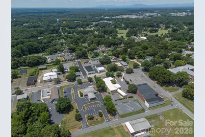 330 W Main Street, Forest City, NC 28043 - Photo 47
