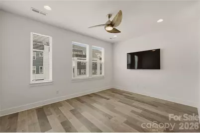 235 S Bruns Avenue, Charlotte, NC 28208 - Photo 19