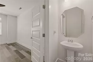 235 S Bruns Ave, Charlotte, NC 28208 - Photo 21