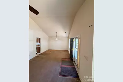 3834 Brookchase Lane, Charlotte, NC 28205 - Photo 3
