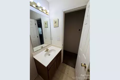 3834 Brookchase Lane, Charlotte, NC 28205 - Photo 13