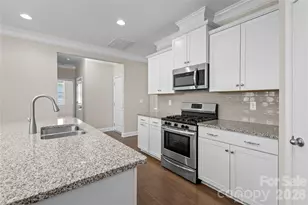 2449 Seagull Dr, Denver, NC 28037 - Photo 3