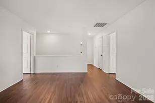 4636 Meadowfield Rd, Charlotte, NC 28215 - Photo 13