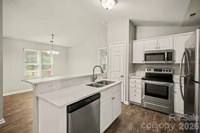 2732 Black Walnut Lane, Charlotte, NC 28262 - Photo 9
