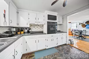 420 Bear Creek Rd, Shelby, NC 28152 - Photo 9