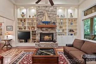 132 Pinnacle Peak Ln, Flat Rock, NC 28731 - Photo 5