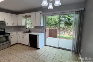 102 Brandywine Dr NE, Conover, NC 28613 - Photo 29