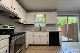 102 Brandywine Dr NE, Conover, NC 28613 - Photo 33
