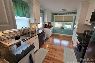 5760 Valley Field Rd, Hickory, NC 28602 - Photo 9