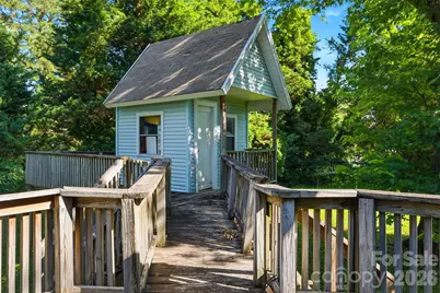 623 E Ohio Avenue, Bessemer City, NC 28016 - Photo 7