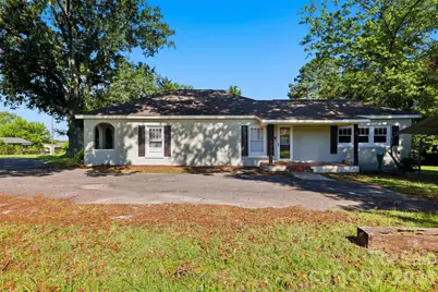 623 E Ohio Avenue, Bessemer City, NC 28016 - Photo 5