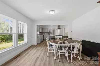 623 E Ohio Avenue, Bessemer City, NC 28016 - Photo 17