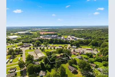 623 E Ohio Avenue, Bessemer City, NC 28016 - Photo 35
