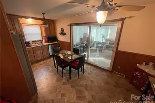 3133 Rosehill Dr, Charlotte, NC 28212 - Photo 3